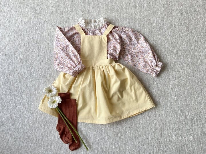 Pourenfant - Korean Children Fashion - #kidsstore - Lilly Lace Collar Tee - 6