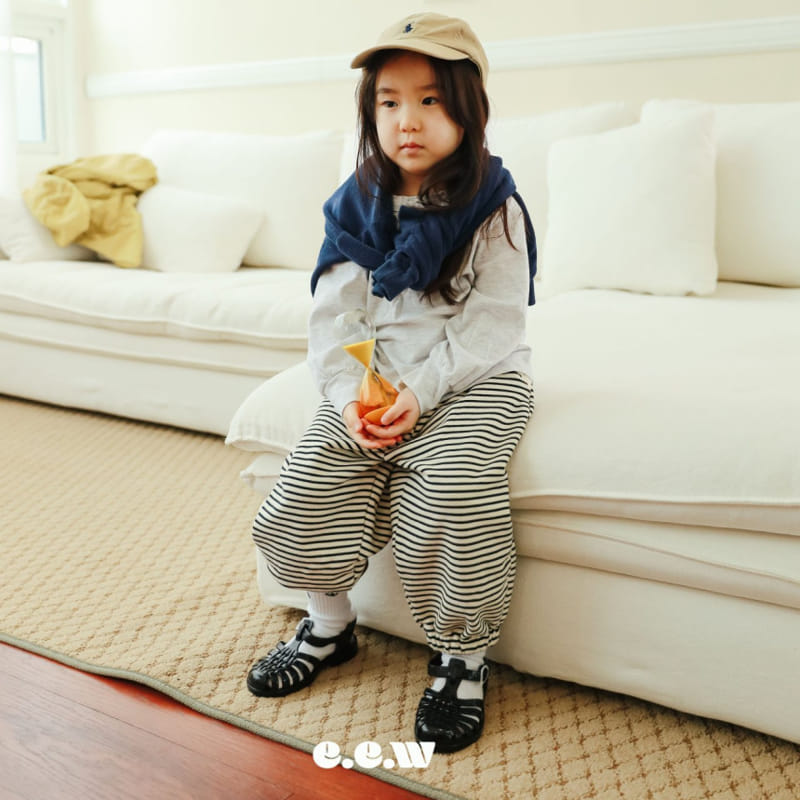 Wednesday - Korean Children Fashion - #todddlerfashion - Collar Sweatshirt - 2