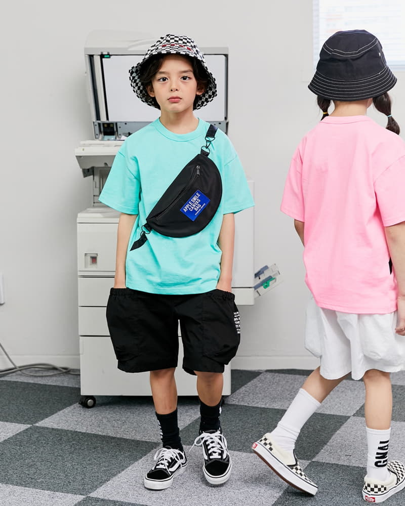 Apple Smile - Korean Children Fashion - #kidsstore - Canvers Bag Tee - 11