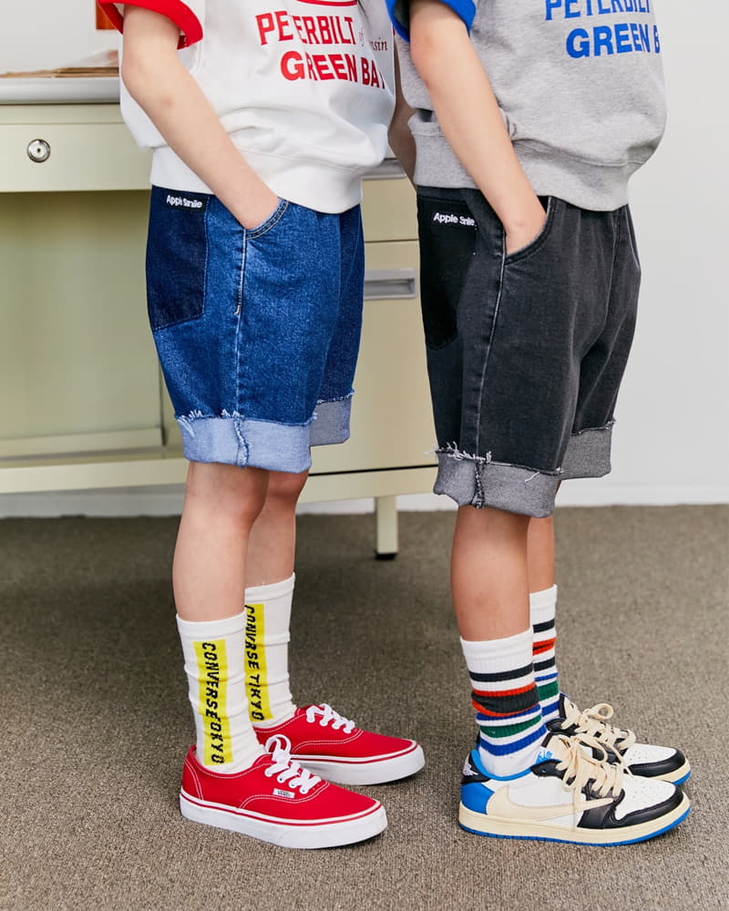 Apple Smile - Korean Children Fashion - #littlefashionista - Pocket Jeans