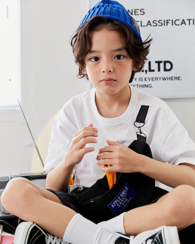 Apple Smile - Korean Children Fashion - #todddlerfashion - Canvers Bag Tee - 2