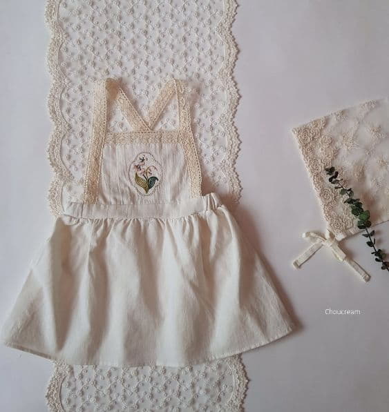 Choucream - Korean Baby Fashion - #onlinebabyboutique - Flower Embrodiery Apron One-piece - 3
