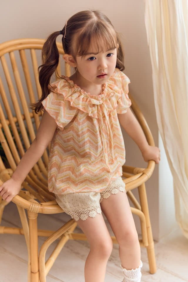 Coco Ribbon - Korean Children Fashion - #stylishchildhood - Wave Blouse - 4