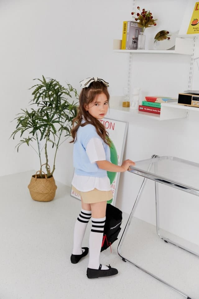 Dore Dore - Korean Children Fashion - #childofig - Mini Embroidery Vest - 6