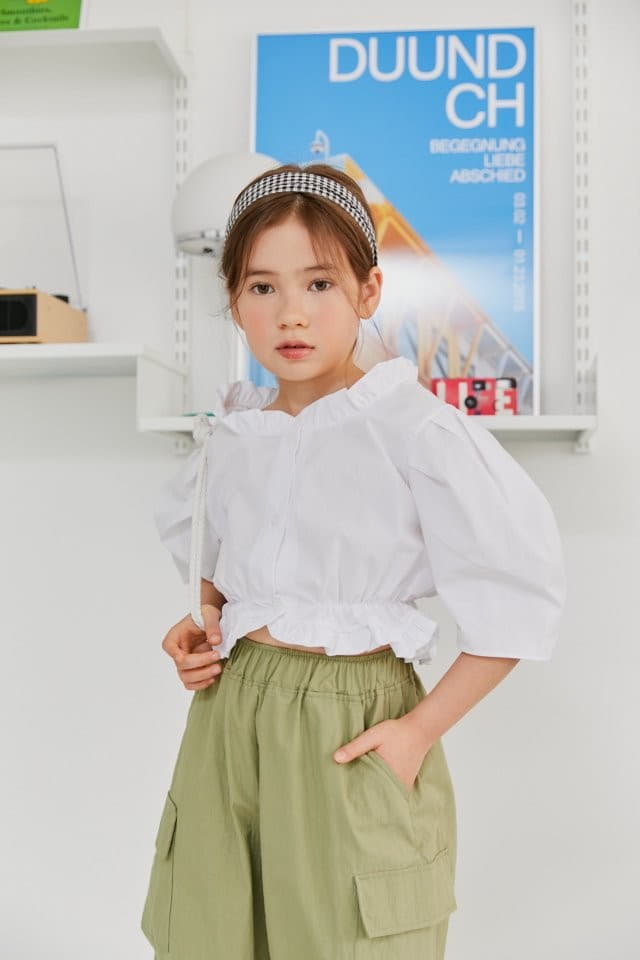 Dore Dore - Korean Children Fashion - #kidsshorts - Square Frill Blouse - 5