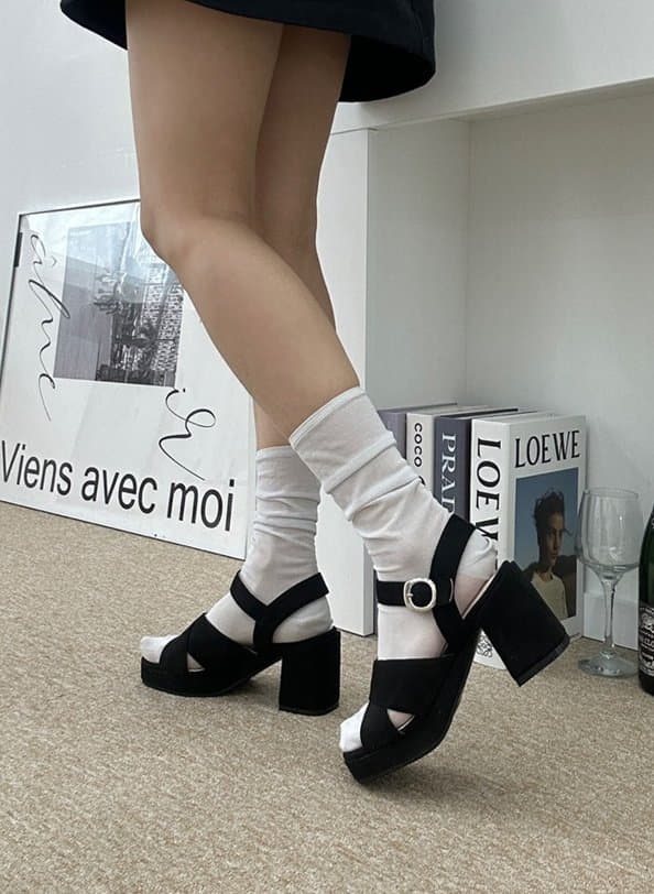 Golden Shoe - Korean Women Fashion - #momslook - bl8102 Sandals - 3