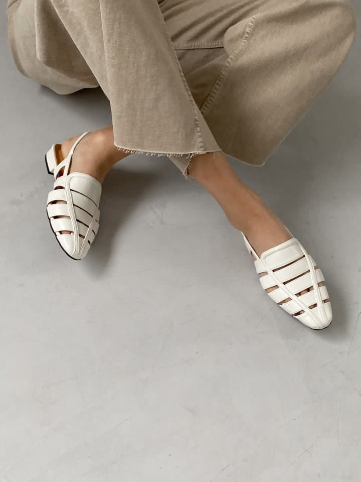 Golden Shoe - Korean Women Fashion - #momslook - mt1116 Sandals - 7