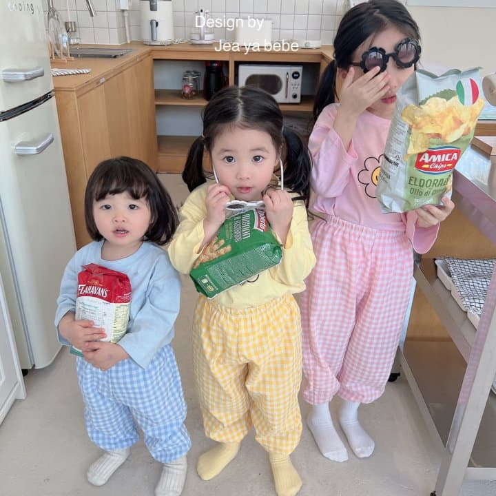Jeaya & Mymi - Korean Children Fashion - #littlefashionista - Daisy Top Bottom Set - 4