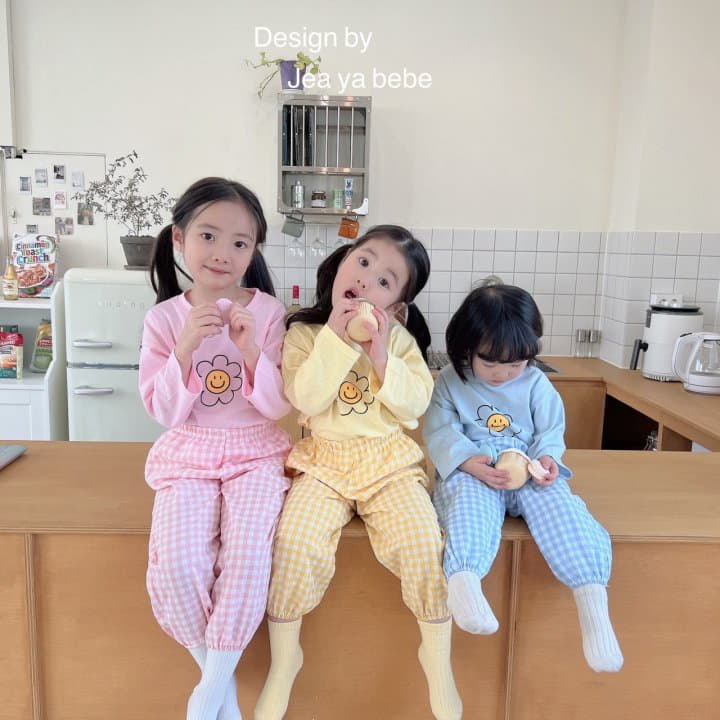Jeaya & Mymi - Korean Children Fashion - #minifashionista - Daisy Top Bottom Set - 5