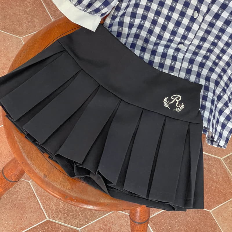 Momo Ann - Korean Children Fashion - #fashionkids - Black Wrinkle Skirt Pants - 5
