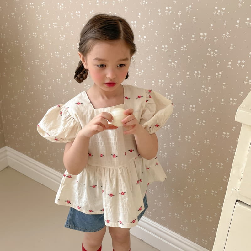 Momo Ann - Korean Children Fashion - #kidsshorts - Ribbon Blouse - 11