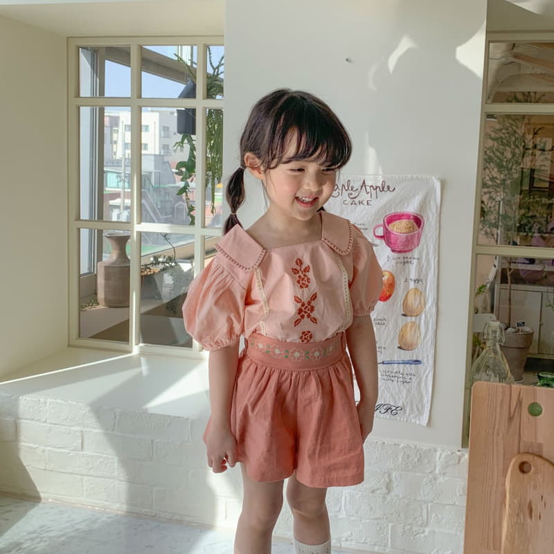 Momo Ann - Korean Children Fashion - #kidsshorts - Clover Skirt Pants - 3