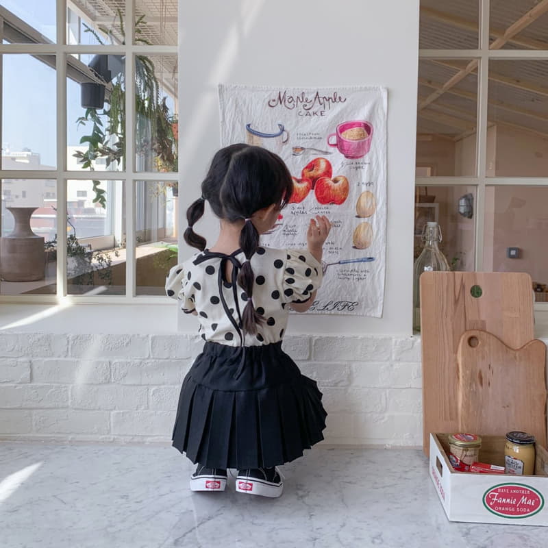 Momo Ann - Korean Children Fashion - #kidsstore - Black Wrinkle Skirt Pants - 7