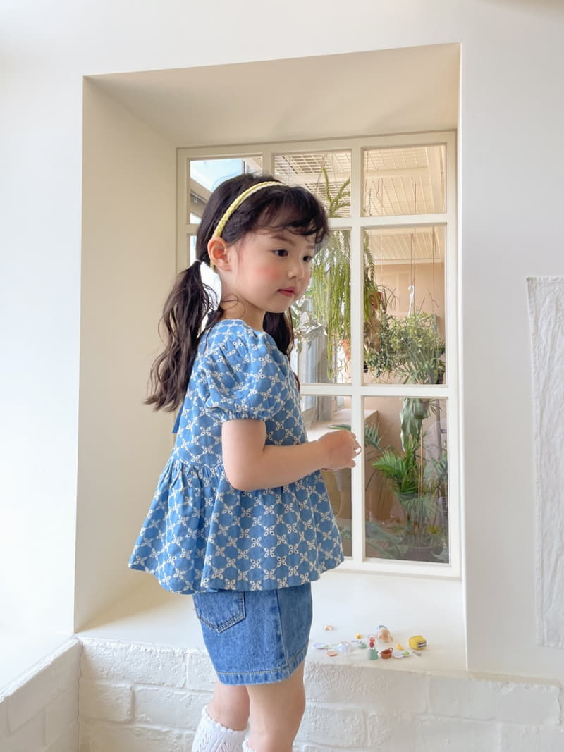 Momo Ann - Korean Children Fashion - #stylishchildhood - Ribbon Blouse - 5
