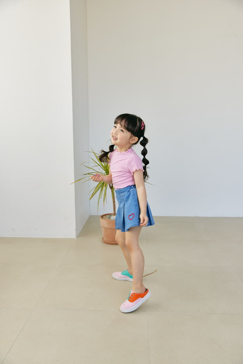 Orange Mom - Korean Children Fashion - #discoveringself - Heart Wrinkle Skirt Pants