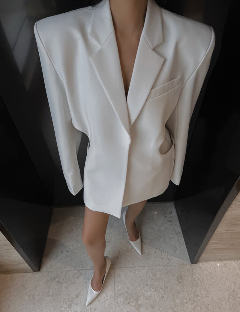 Paper Moon - Korean Women Fashion - #momslook - Square Shoulder Detail Jacket - 10