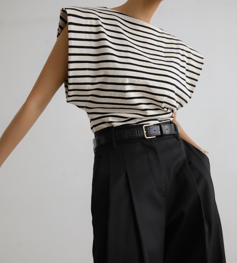 Paper Moon - Korean Women Fashion - #momslook - boatneck squared shoulder sleeveless top - 10