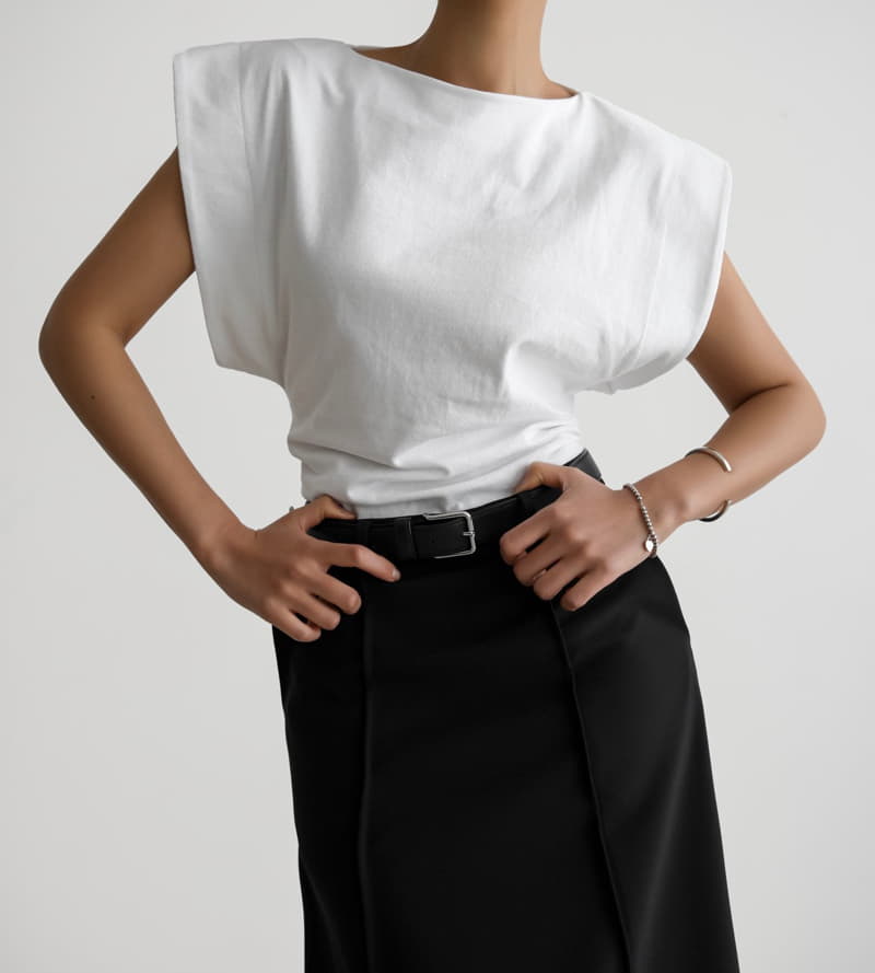 Paper Moon - Korean Women Fashion - #vintagekidsstyle - boatneck squared shoulder sleeveless top
