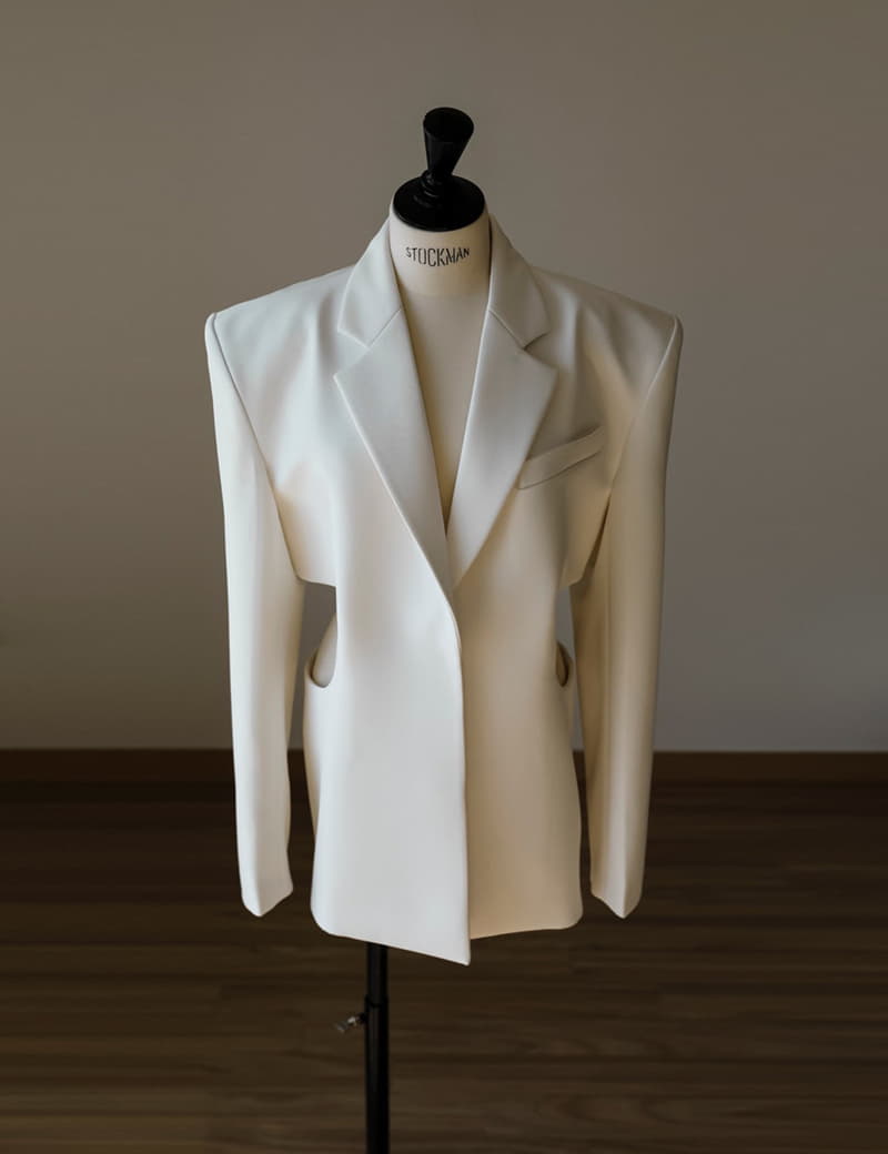 Paper Moon - Korean Women Fashion - #womensfashion - Square Shoulder Detail Jacket - 11