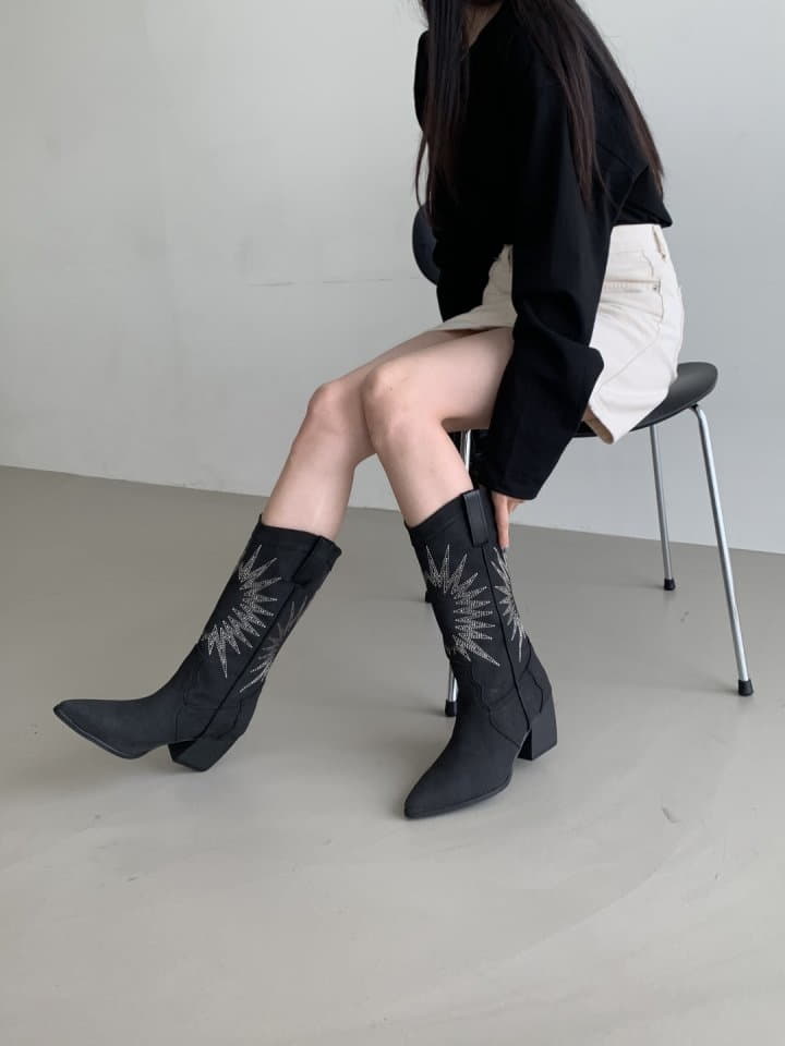 The Muse - Korean Women Fashion - #momslook - 1045 High Embroidery Western Middle Boots  - 6
