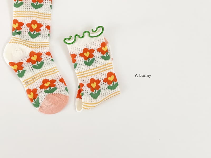 V Bunny - Korean Children Fashion - #kidsshorts - Carrot Rabbit Socks Set - 5