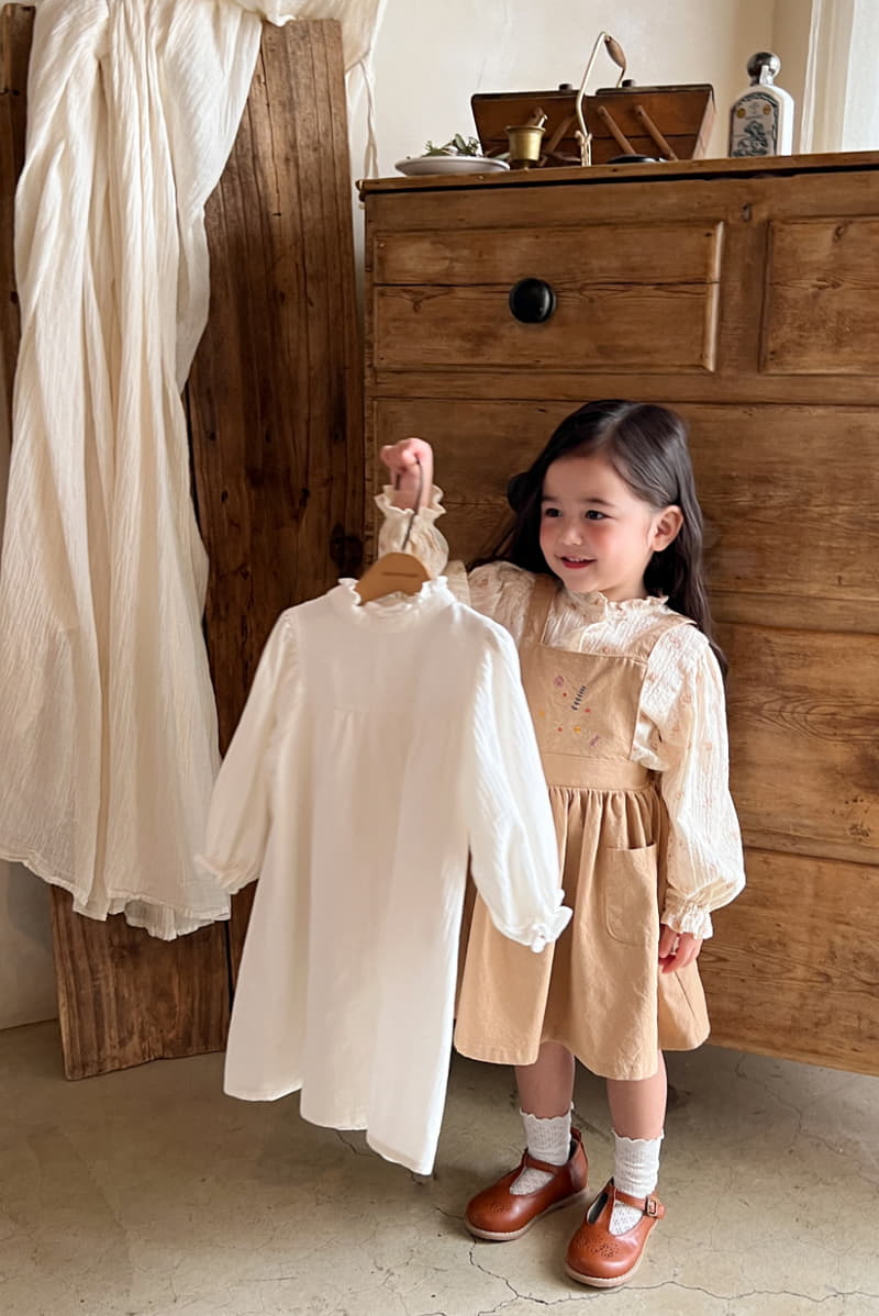 a-Market - Korean Children Fashion - #kidsstore - Flower Frill BLouse - 8