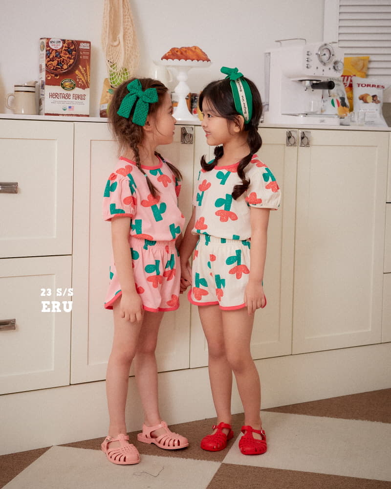 e.ru - Korean Children Fashion - #designkidswear - Flower Top Bottom Set - 4