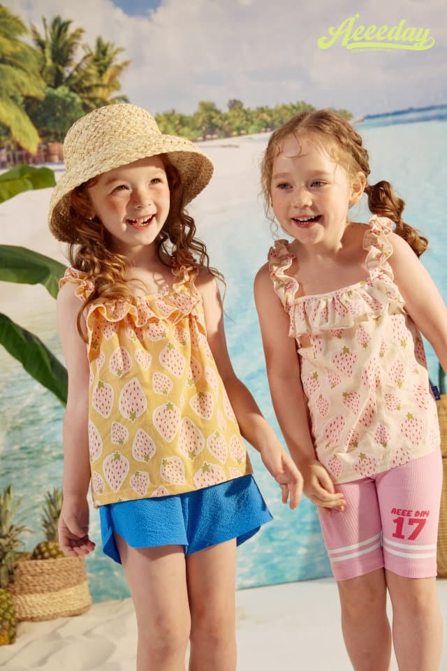 Aeeeday - Korean Children Fashion - #magicofchildhood - Strawberry Sleeveless - 9