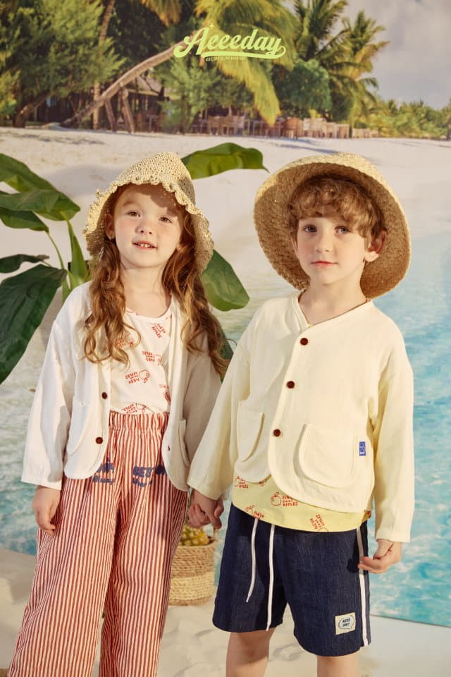 Aeeeday - Korean Children Fashion - #stylishchildhood - Friends Cardigan - 8