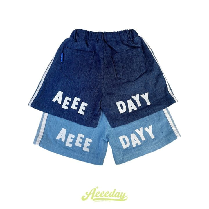 Aeeeday - Korean Children Fashion - #todddlerfashion - Line Denim Shorts