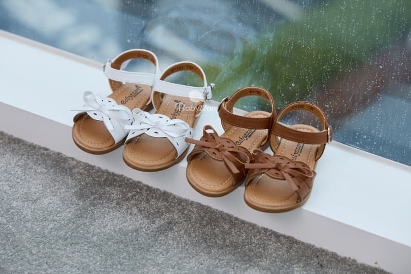 Babyzzam - Korean Children Fashion - #childofig - C130 Ramantic Sandals - 2