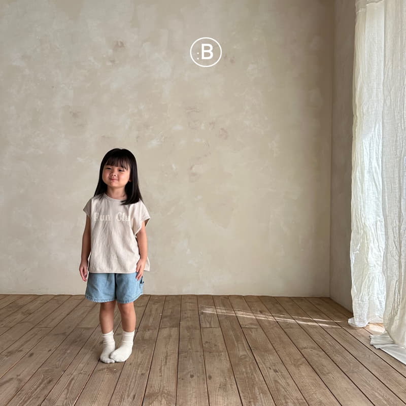 Bella Bambina - Korean Children Fashion - #minifashionista - Run Piping Sleeveless Tee