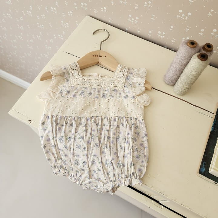 From J - Korean Baby Fashion - #babyclothing - Jenny Lace Bodysuit - 5