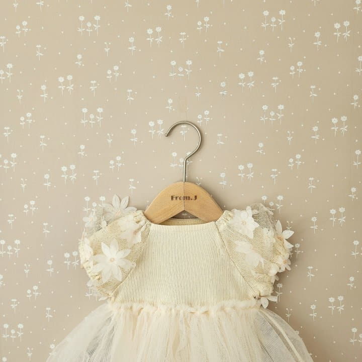 From J - Korean Baby Fashion - #babyoutfit - Flower Short Sleeves Shasha Bodysuit - 5