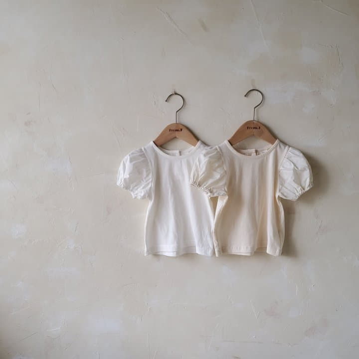 From J - Korean Baby Fashion - #babyoutfit - Bebe Shirring Tee - 2
