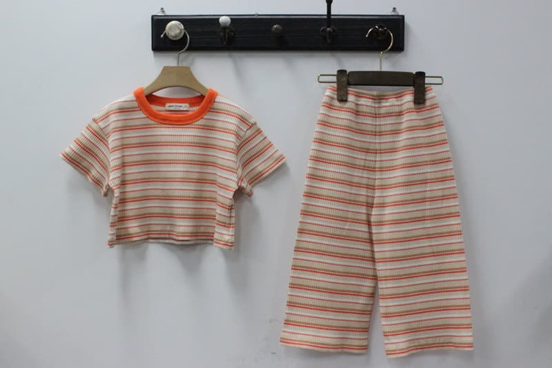 Green Tomato - Korean Children Fashion - #todddlerfashion - Rin Stripes Crop Top Bottom Set - 12
