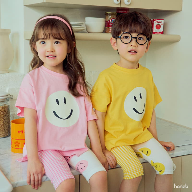 Hanab - Korean Children Fashion - #kidsshorts - Half Smile Top Bottom Set - 5