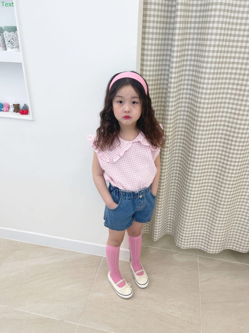 Honeybee - Korean Children Fashion - #kidsshorts - Check Sleeveless Blouse - 8