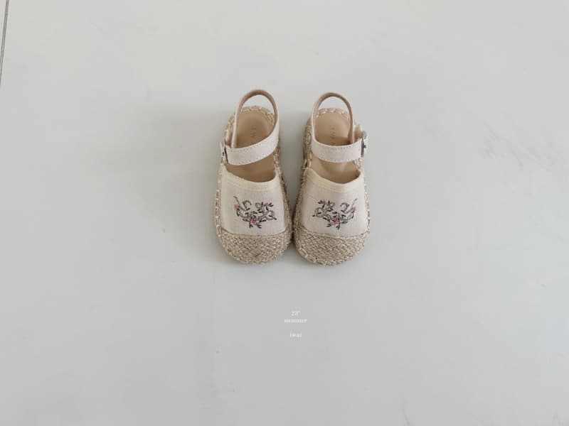Iwai - Korean Children Fashion - #stylishchildhood - IW 981 Sandals - 2