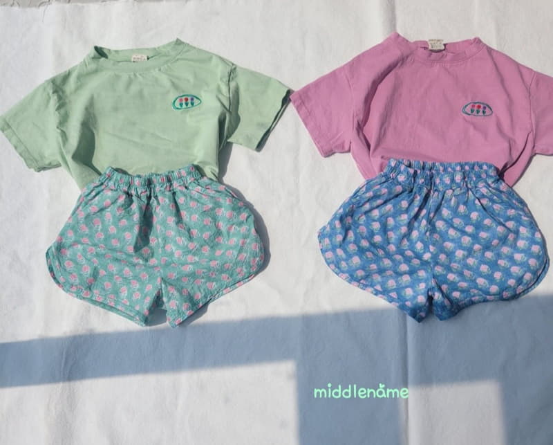 Middle Name - Korean Children Fashion - #prettylittlegirls - Crop Flower Embroidery Tee