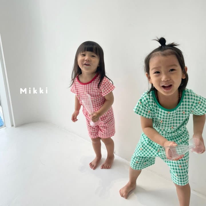 Mikki - Korean Children Fashion - #childofig - Check Flower Top Bottom Set - 3
