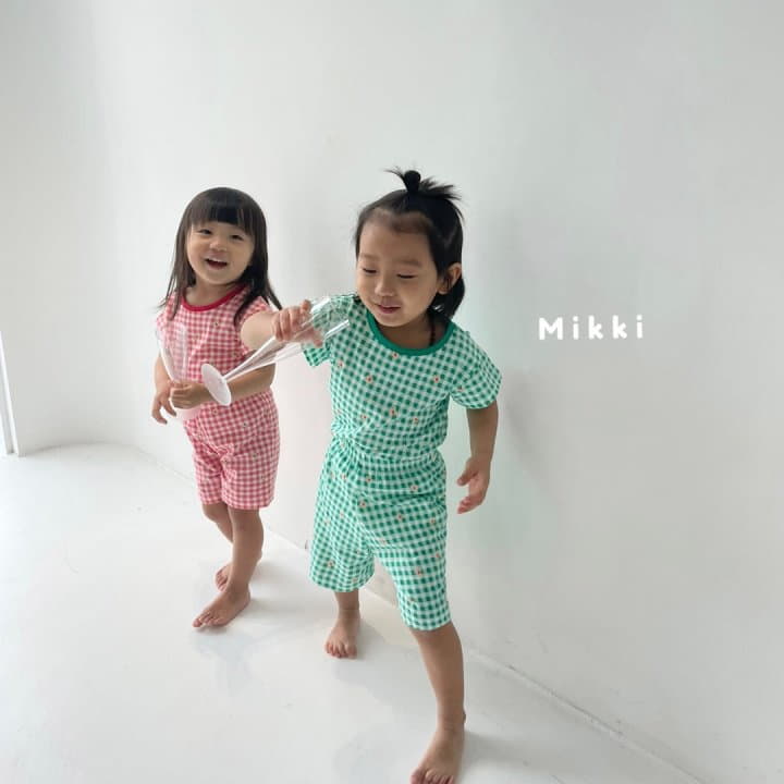 Mikki - Korean Children Fashion - #childofig - Check Flower Top Bottom Set - 4