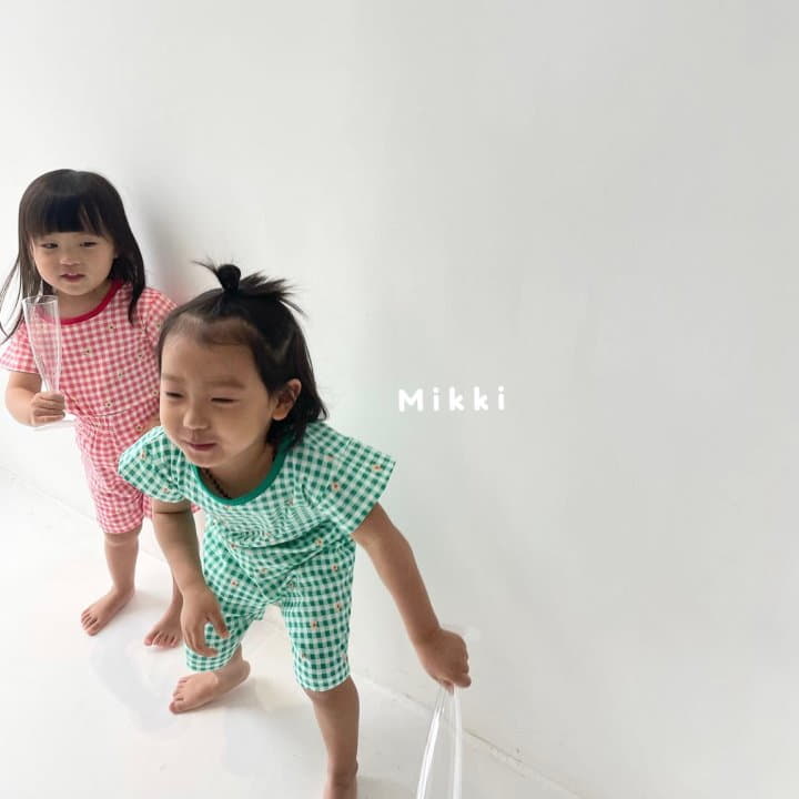 Mikki - Korean Children Fashion - #minifashionista - Check Flower Top Bottom Set