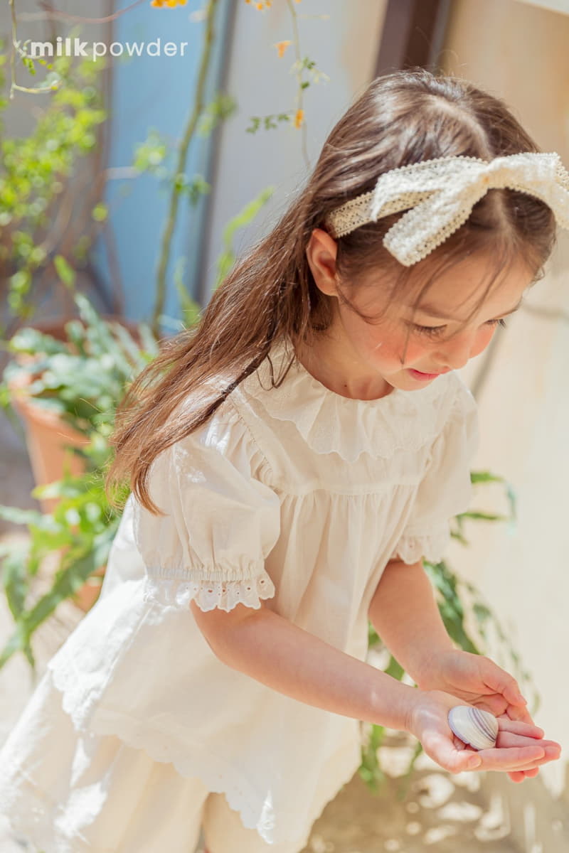 Milk Powder - Korean Children Fashion - #kidsshorts - Powder Blouse - 4