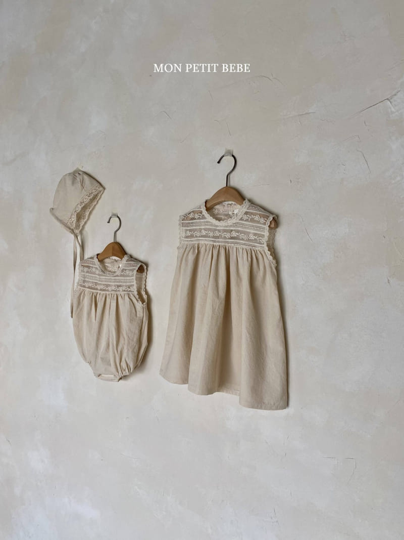 Mon Petit Bebe - Korean Baby Fashion - #babygirlfashion - Lace Roa Bonnet - 4
