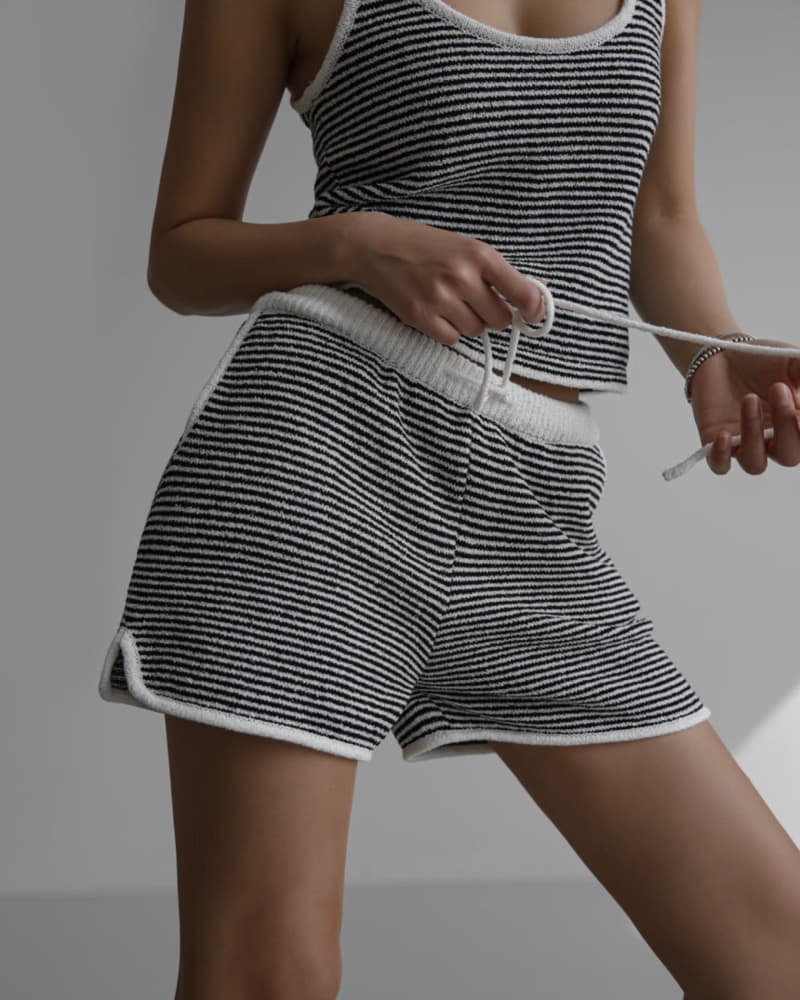 Paper Moon - Korean Women Fashion - #momslook - Striped Set Up Knit Dolphin Shorts - 10