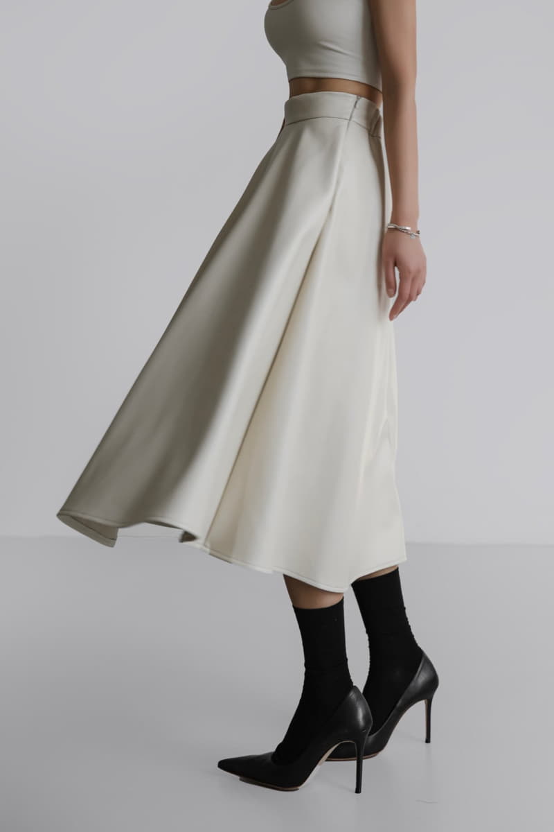 Paper Moon - Korean Women Fashion - #restrostyle - Vegan Leather A Line Flared Midi Skirt - 2