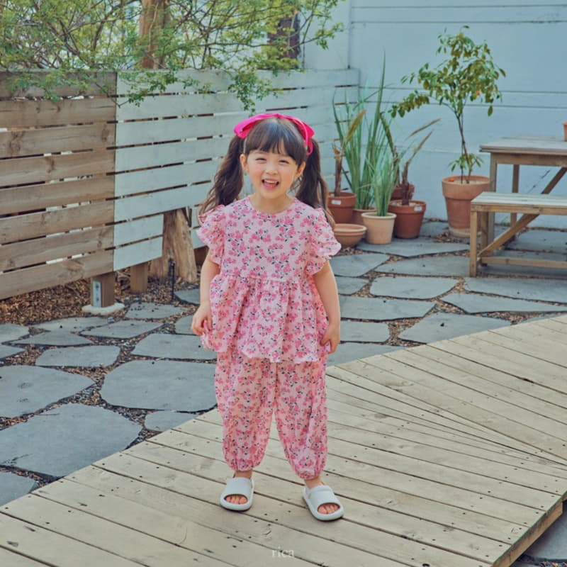 Rica - Korean Children Fashion - #kidsstore - Small Flower Top Bottom Set - 6