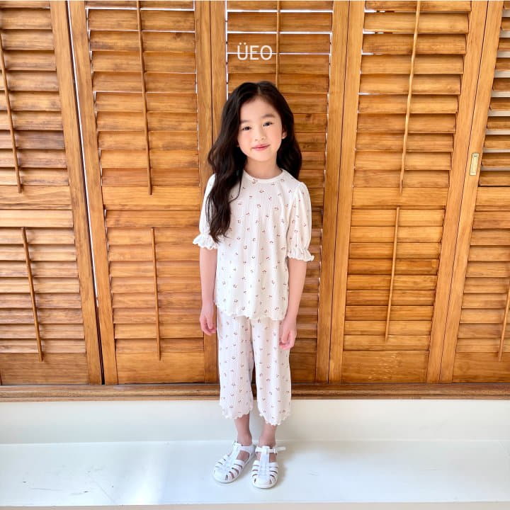 U Eo - Korean Children Fashion - #stylishchildhood - Cherry Pleats Top Bottom Set - 3