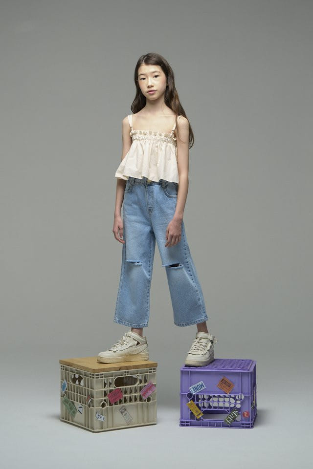 a-Market - Korean Children Fashion - #kidsshorts - Stone Vintage Jeans - 4
